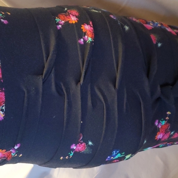 Nicole Miller Artelier Floral Midi Dress SZ MD - Picture 7 of 10